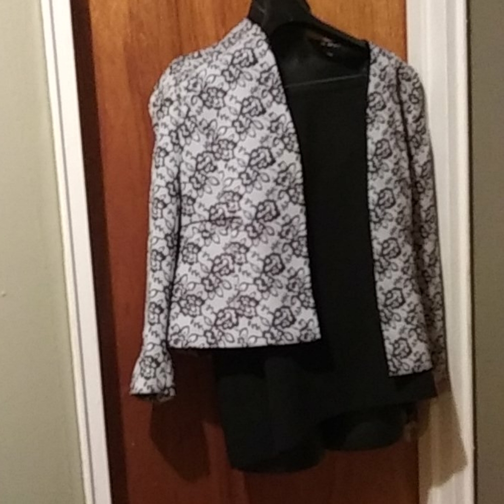 Suite size 16